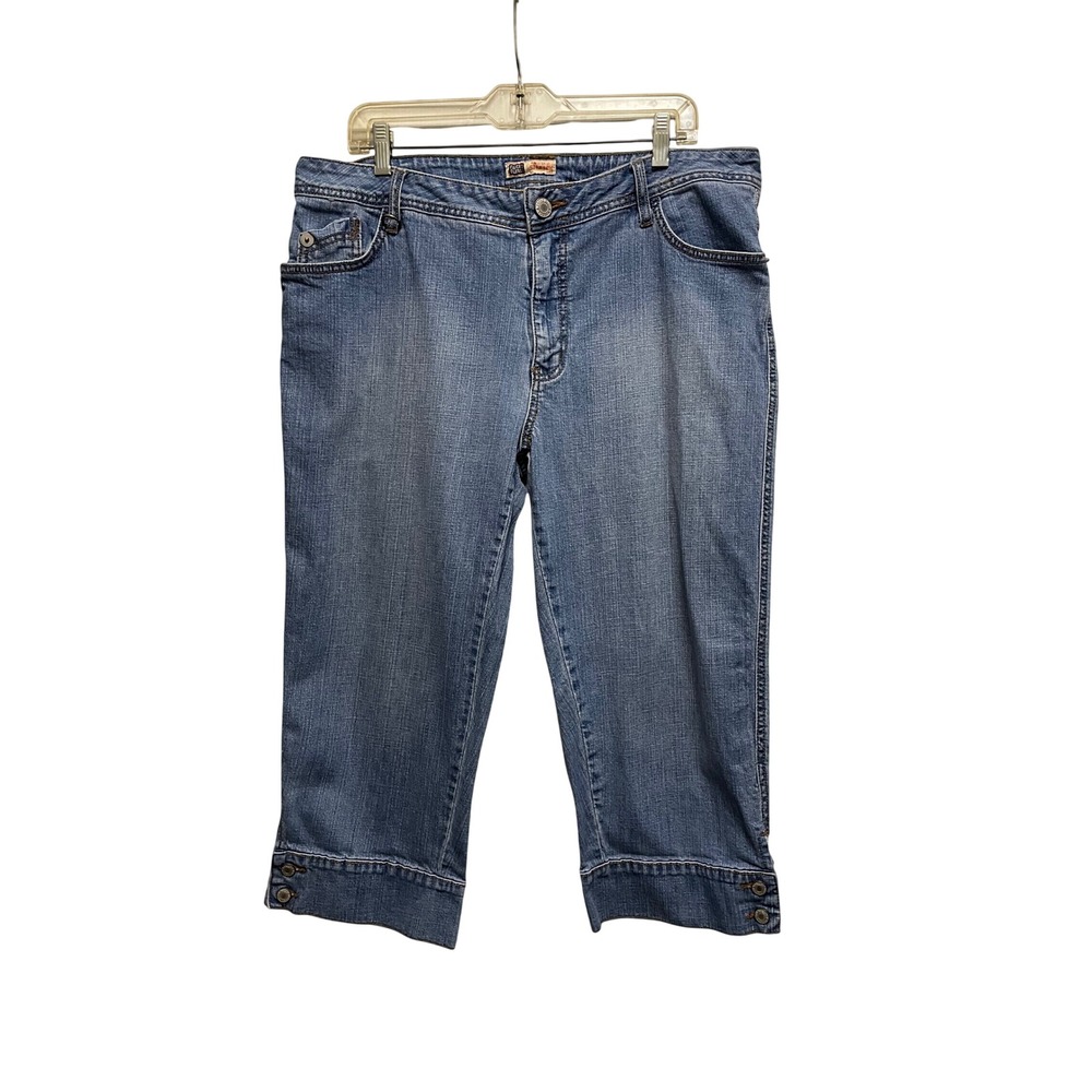 Faded Glory Womens Plus 18W Stretch Capri Jeans Medium Stone Blue FSW27405D